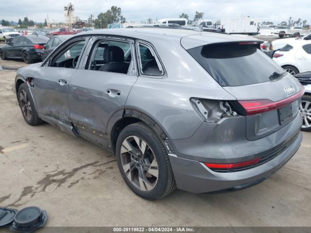 WA1AAAGE8NB011925 Audi E-tron Premium Quattro