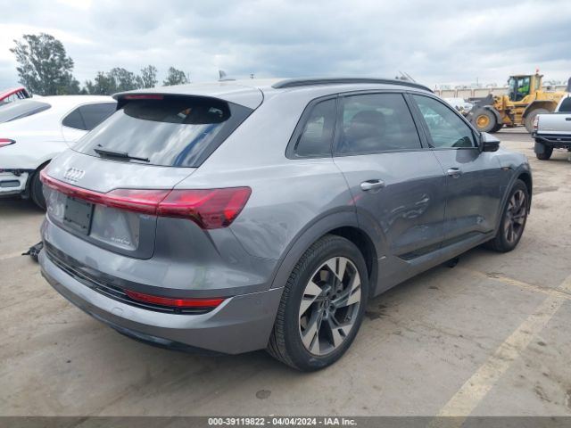 WA1AAAGE8NB011925 Audi E-tron Premium Quattro