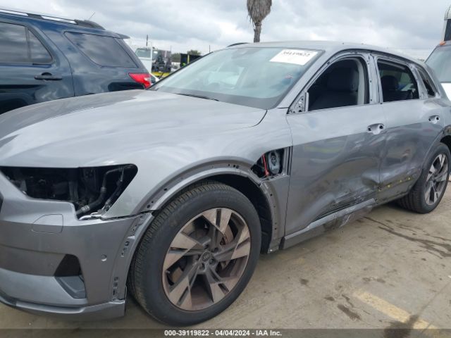 WA1AAAGE8NB011925 Audi E-tron Premium Quattro