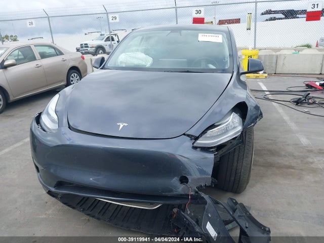 7SAYGDEE7NF411188 Tesla Model Y Long Range Dual Motor All-wheel Drive