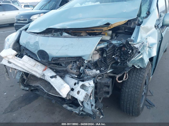 Toyota Prius Three 2015 JTDKN3DU8F1997275 Image 6