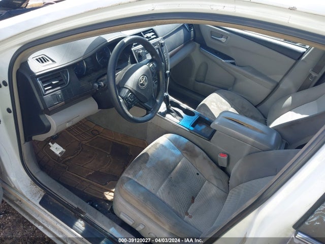 Toyota CAMRY LE 2016 4T4BF1FK9GR581279 Image 5