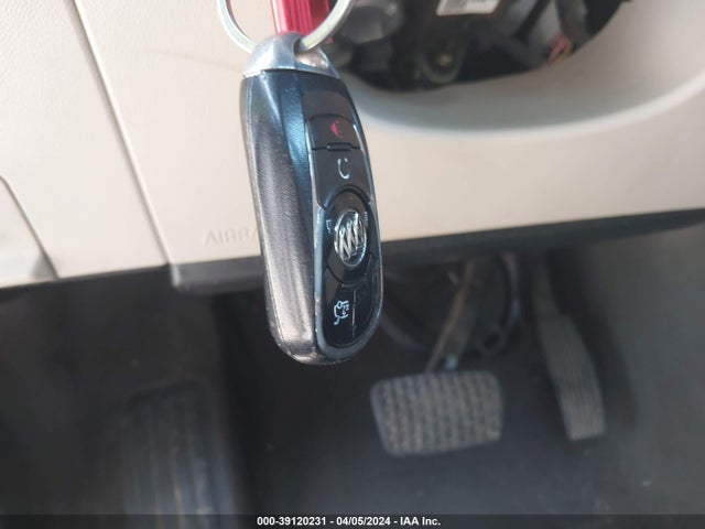 1G4ZP5SS0HU208314 Buick Lacrosse Essence