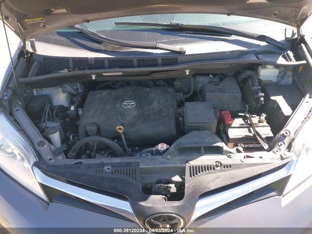 Toyota SIENNA LE 2020 5TDKZ3DC0LS024322 Image 10