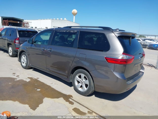 Toyota SIENNA LE 2020 5TDKZ3DC0LS024322 Image 3