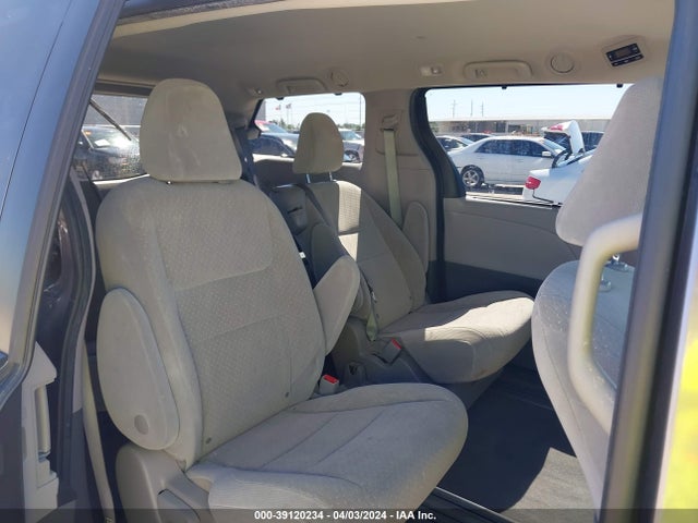 Toyota SIENNA LE 2020 5TDKZ3DC0LS024322 Image 8