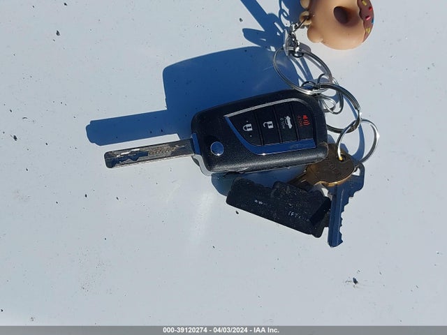 Toyota CAMRY LE 2024 4T1C11AK6RU875729 Image 11