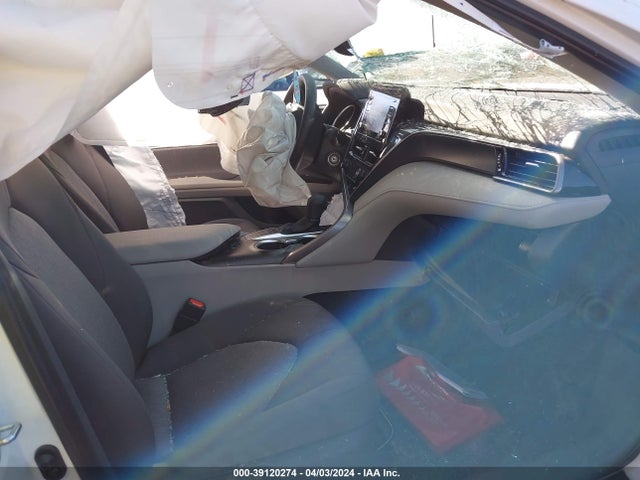 Toyota CAMRY LE 2024 4T1C11AK6RU875729 Image 5