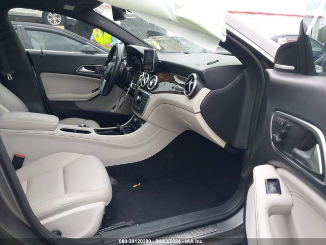 Mercedes-Benz CLA 250 2014 WDDSJ4EB5EN031333 Image 5
