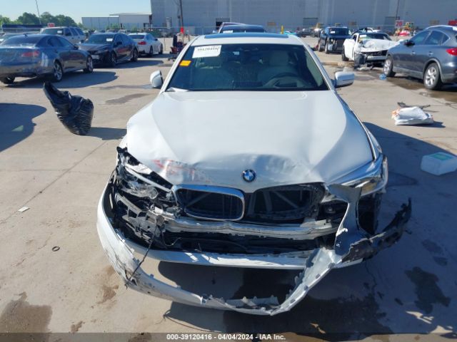 WBAJE5C53KWW29713 BMW 540I