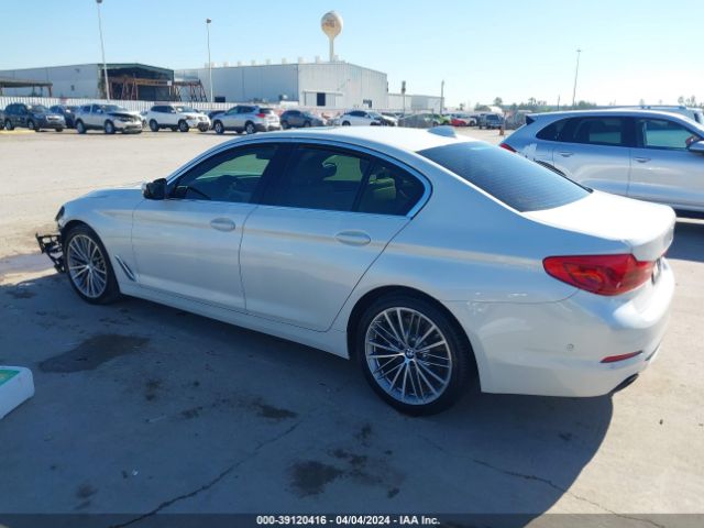 WBAJE5C53KWW29713 BMW 540I