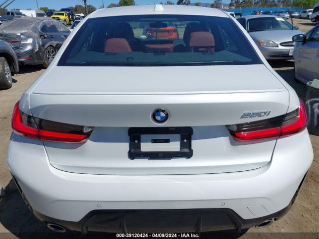 3MW69FF0XR8E35618 BMW 3 Series 330i