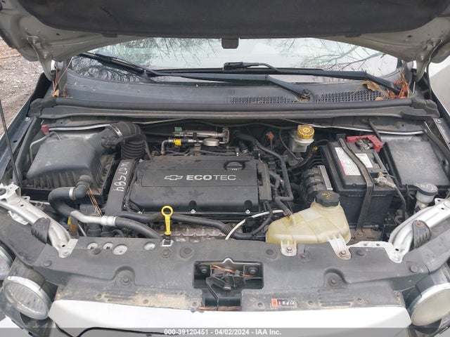 Chevrolet Sonic Ls Auto 2016 1G1JA5SG8G4120813 Image 10