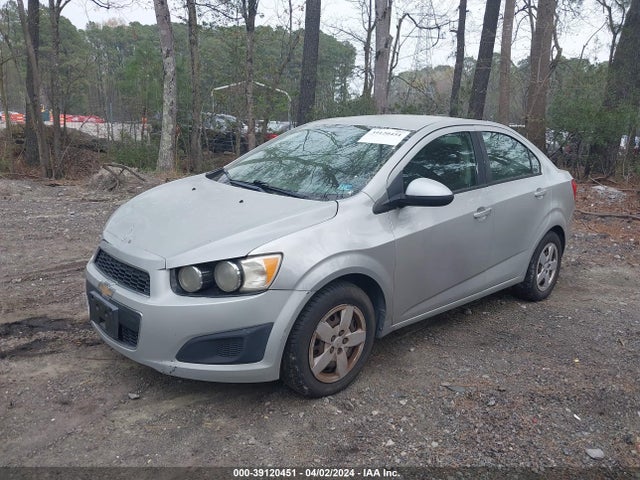 Chevrolet Sonic Ls Auto 2016 1G1JA5SG8G4120813 Image 2