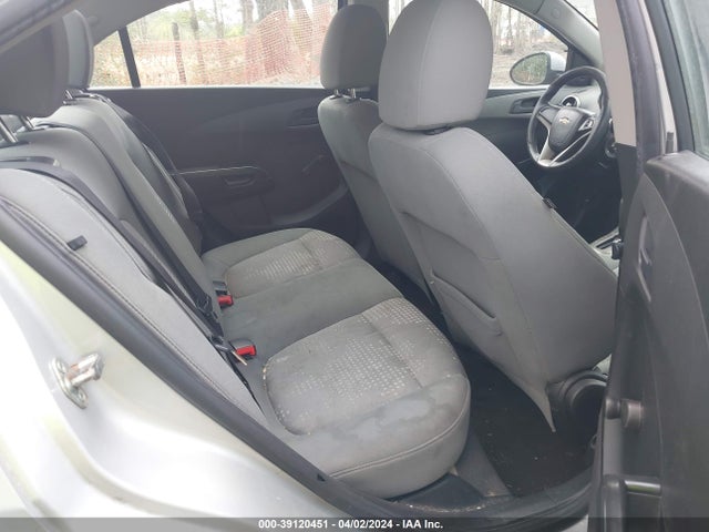 Chevrolet Sonic Ls Auto 2016 1G1JA5SG8G4120813 Image 8