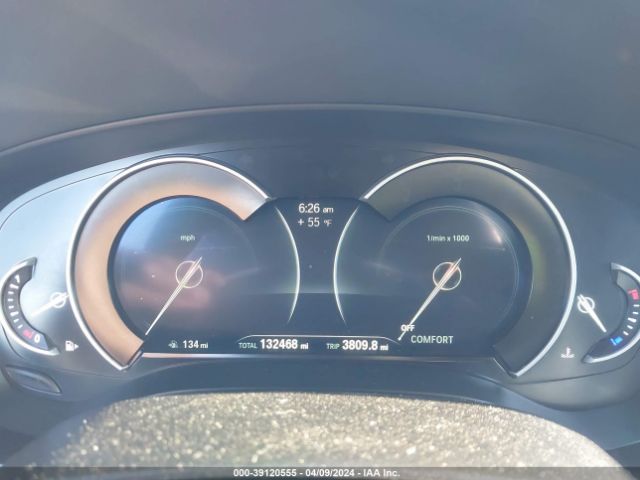WBAJE5C54JWA94053 BMW 540I