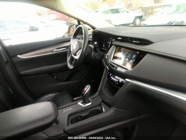 1GYKNDRS8KZ272939 Cadillac XT5 LUXURY