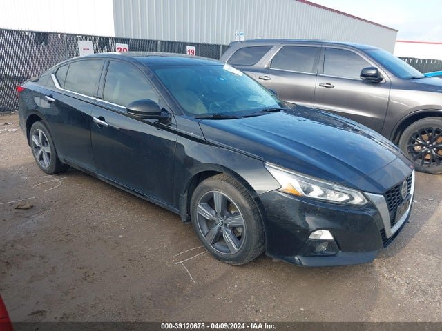 2019 1N4BL4EWXKC204543 main image