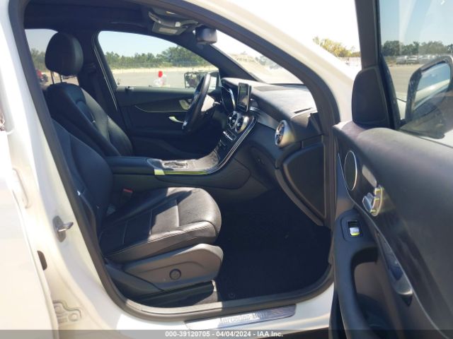 WDC0G4JB2JV014001 Mercedes-Benz GLC 300