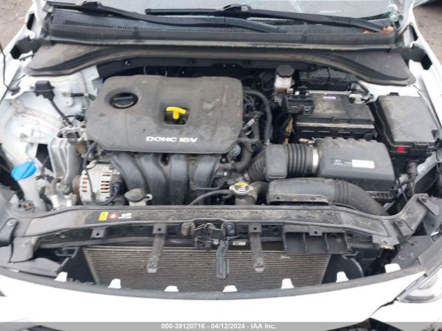 5NPD74LF1JH351377 Hyundai ELANTRA SE