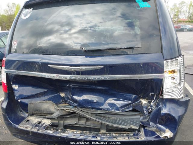 2C4RC1CG9GR233257 Chrysler Town & Country Touring-l