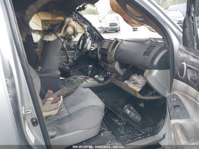 Toyota Tacoma Base V6 2015 3TMLU4EN6FM175890 Image 5