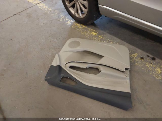 1FADP5AU8EL519515 Ford C-max Hybrid Se