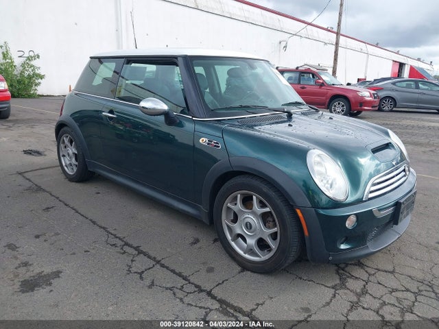 2006 MINI COOPER S WMWRE33506TL18125 Photo 0