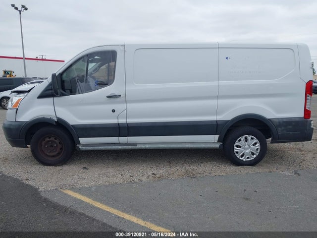 Ford Transit-250 2018 1FTYR1ZM8JKA88807 Image 14