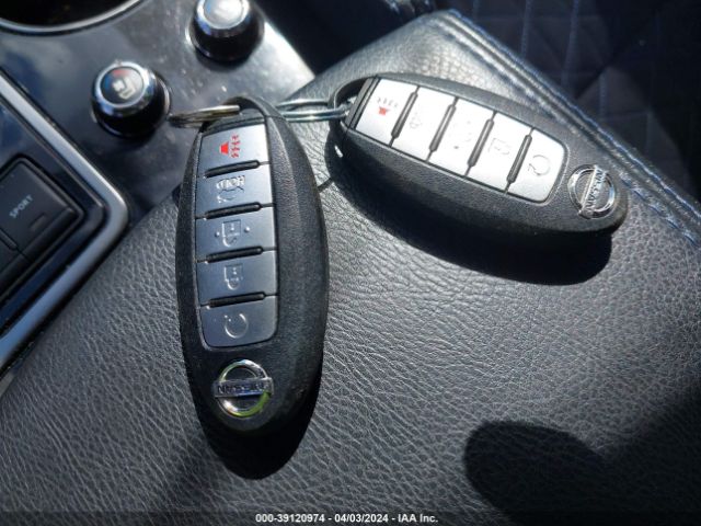 1N4AA6AP0HC454216 Nissan Maxima 3.5 Sr