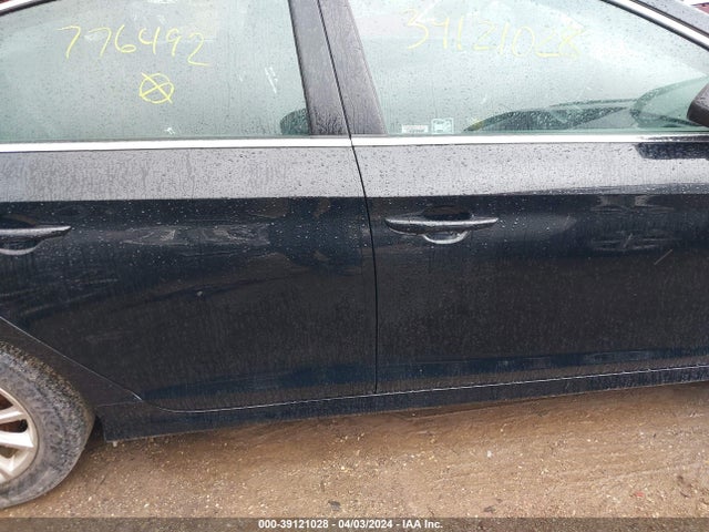 Hyundai SONATA SE 2019 5NPE24AF1KH776492 Image 13