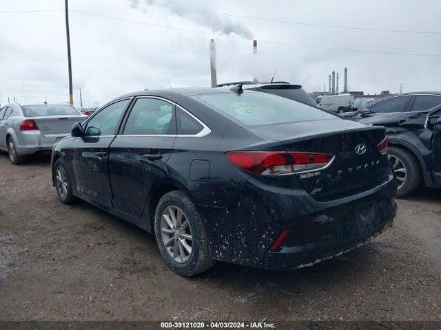 Hyundai SONATA SE 2019 5NPE24AF1KH776492 Image 3