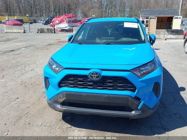 Toyota RAV4 LE 2019 JTMG1RFV3KJ022784 Image 12