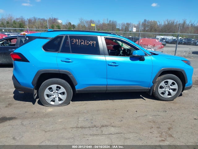 Toyota RAV4 LE 2019 JTMG1RFV3KJ022784 Image 13
