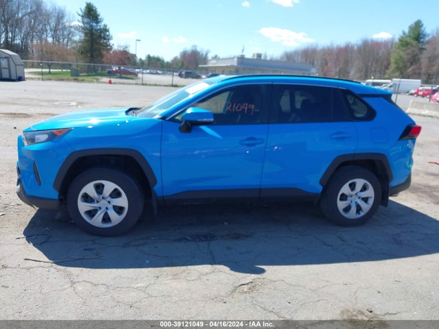 Toyota RAV4 LE 2019 JTMG1RFV3KJ022784 Image 14