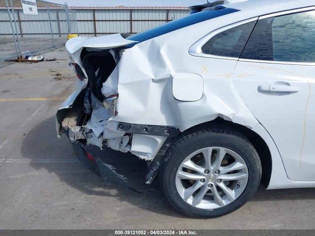 Chevrolet MALIBU LT 2018 1G1ZD5ST2JF260729 Image 17