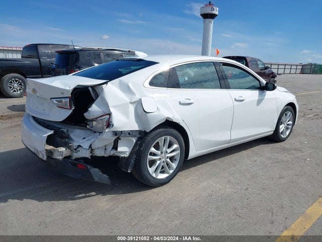 Chevrolet MALIBU LT 2018 1G1ZD5ST2JF260729 Image 4