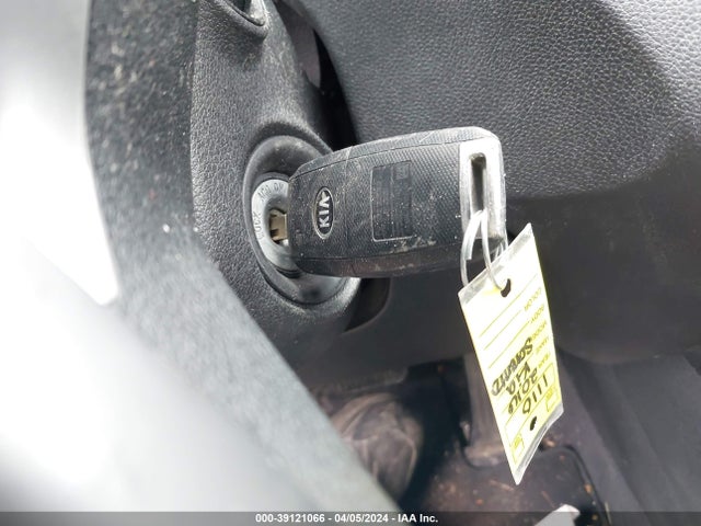 KIA Sorento 3.3l Lx 2016 5XYPGDA56GG180696 Image 11