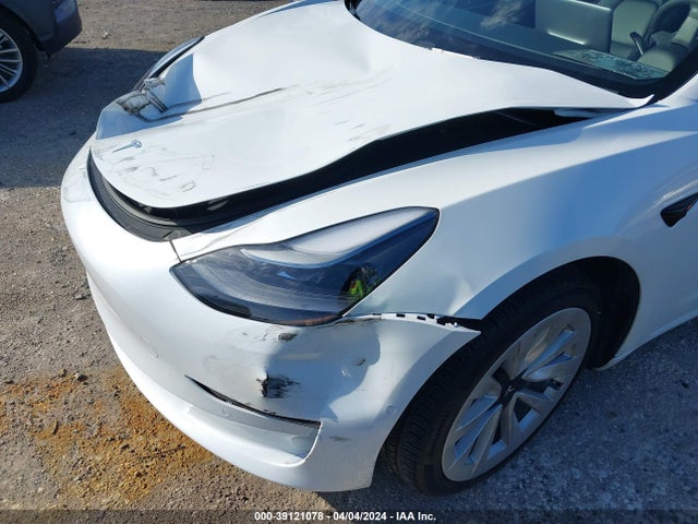 Tesla Model 3 Rear-wheel Drive 2022 5YJ3E1EAXNF318142 Image 19