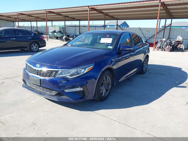 KIA Optima Lx 2020 5XXGT4L38LG395986 Image 2