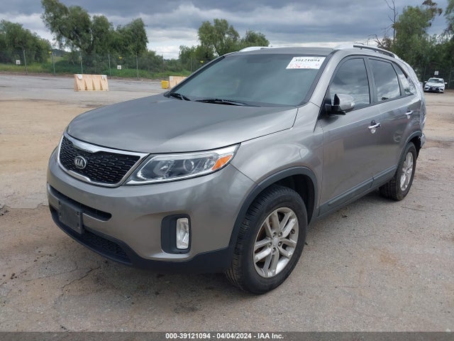 KIA SORENTO LX 2015 5XYKT4A67FG658010 Image 2