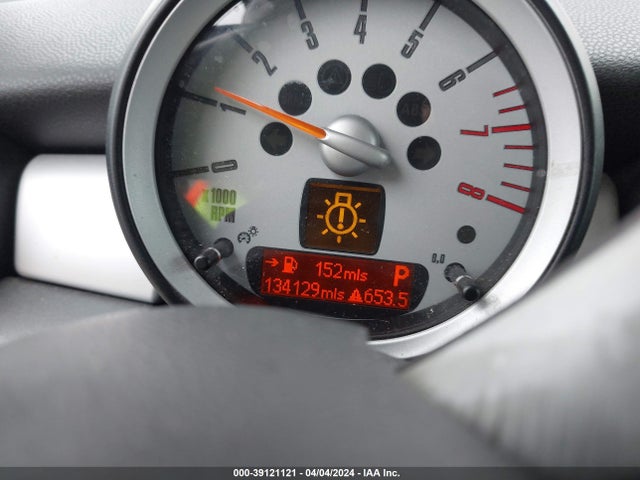 2008 MINI COOPER WMWMF33598TT63607 Photo 6