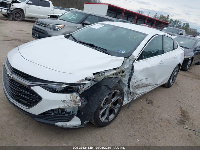 Chevrolet MALIBU RS 2019 1G1ZG5ST0KF207102 Image 2
