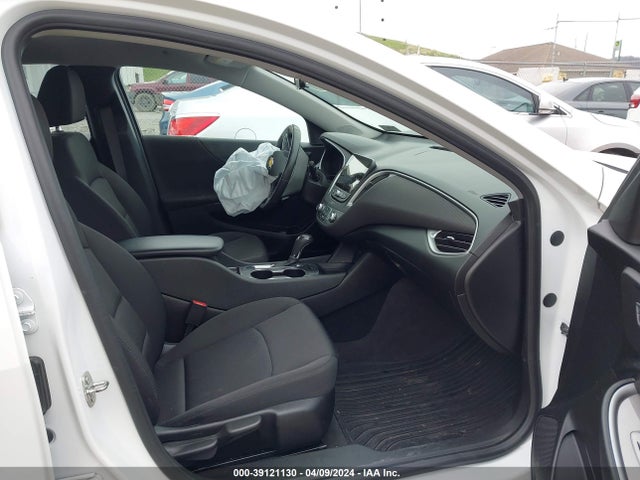 Chevrolet MALIBU RS 2019 1G1ZG5ST0KF207102 Image 5