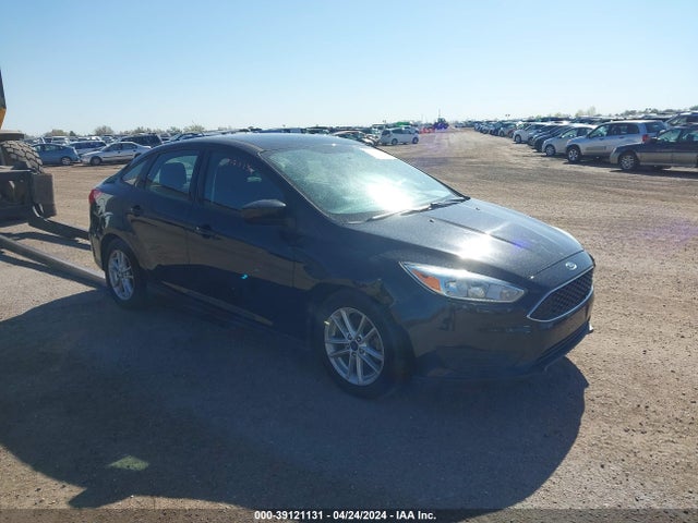 Ford FOCUS SE 2018 1FADP3F24JL315428 Image 1