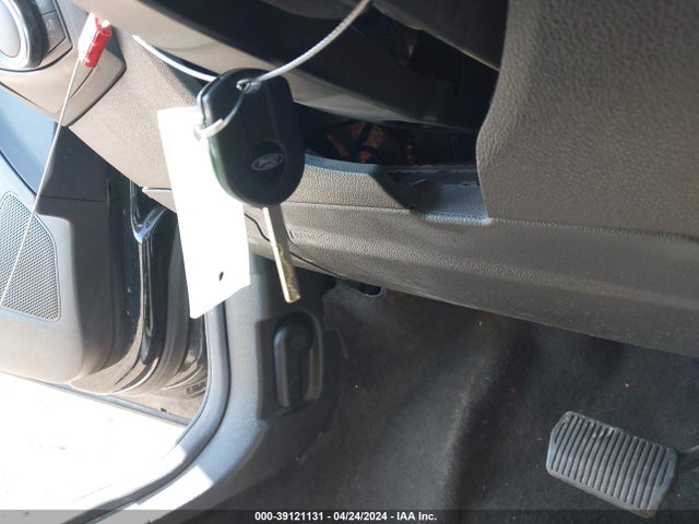 Ford FOCUS SE 2018 1FADP3F24JL315428 Image 11