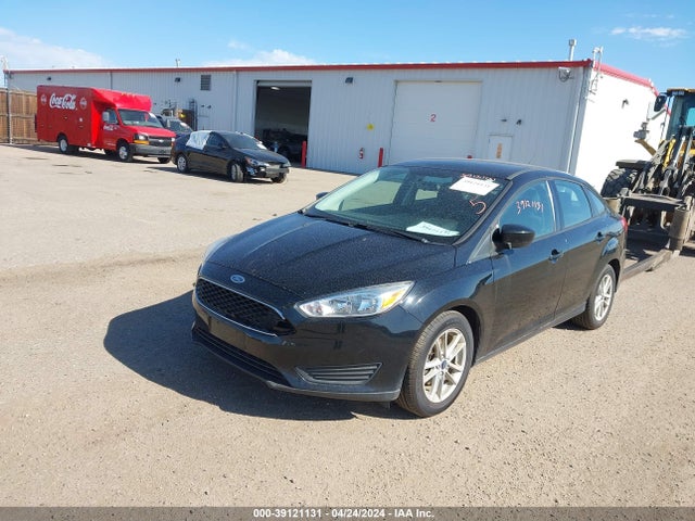 Ford FOCUS SE 2018 1FADP3F24JL315428 Image 2