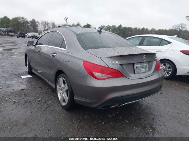 2017 MERCEDES-BENZ CLA 250 WDDSJ4GB1HN437658 Photo 2