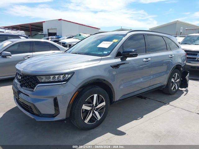 KIA SORENTO S 2023 5XYRL4LC5PG180186 Image 2
