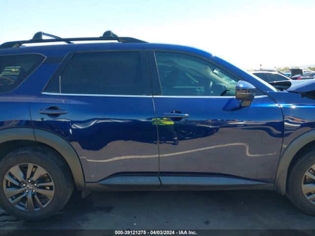 5N1DR3BB6NC211860 Nissan Pathfinder Sv 2wd